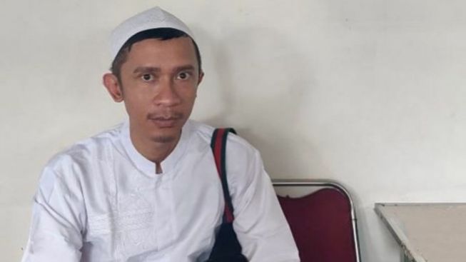 Penampilan Baru Aming Bikin Kaget, Kenakan Baju Koko dan Peci: Semoga Istiqomah