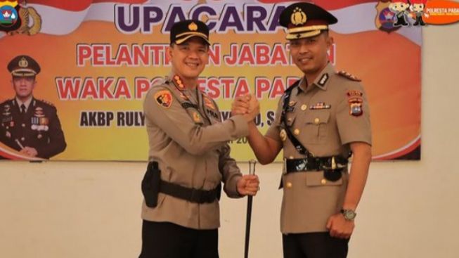 AKBP Rully Indra Wijayanto Resmi Jabat  Wakapolresta Padang