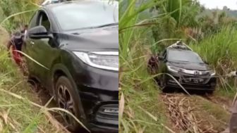 'Sering Ngeprank Pengguna Jalan', Viral Mobil Google Maps Nyasar di Area Perkebunan Jadi Tertawaan: Kualat!