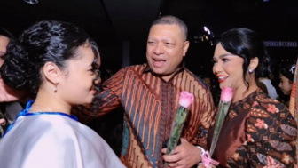 Meski Tak Pernah Tinggal Bersama, Amora Lemos Begitu Sayang ke Aurel Hermansyah: Anang dan KD Bukti Orangtua Baik!