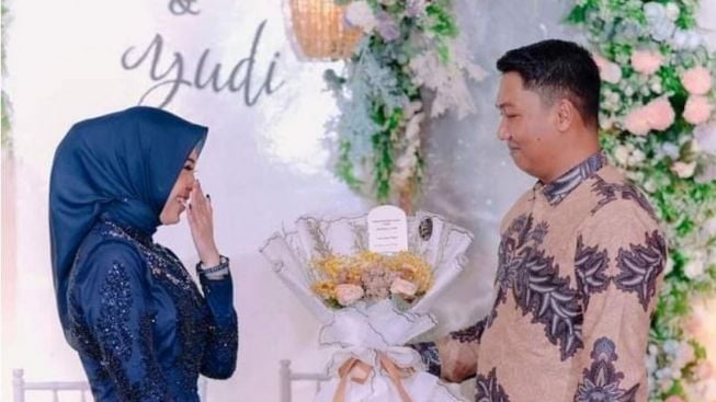 Dilamar Pengusaha Tajir Melintir, Gadis Cantik Anak Petani Ini Diberi Mahar Rp1 Milliar Plus Rumah Mewah Rp4,5 Milliar