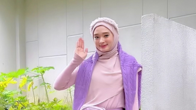 Alami Kecelakaan Ditabrak Motor, Inara Rusli Ungkap Kronologi Sadari Kesalahan Berkendara Sembari Zoom: Motornya Nyungsep