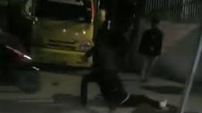 Viral Video Gadis Dianiaya Sadis Segerombolan Pria dan Dilindas Motor, Motif Pelaku Terungkap, Ternyata...