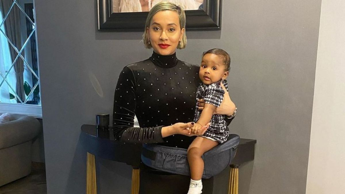 Kimmy Jayanti dan anaknya, Akira. (Instagram/@kimmyjayanti) [suara.com]