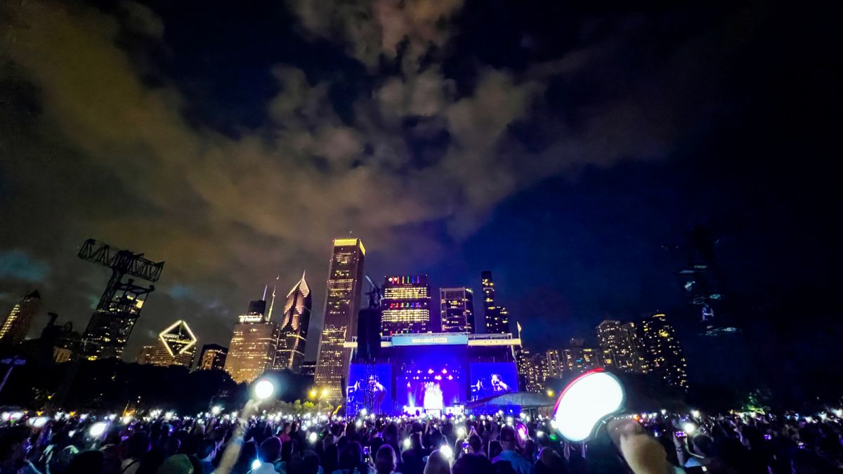 Penampilan J-Hope di Lollapalooza [Twitter/@BTS_official]