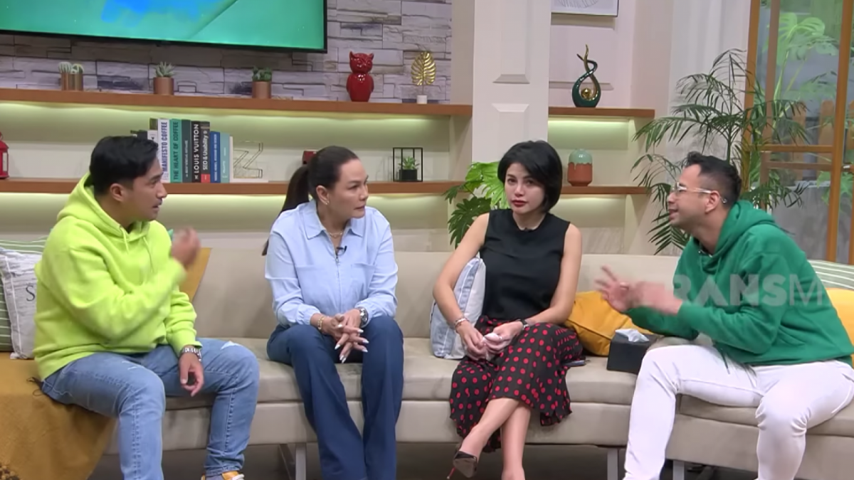 Nikita Mirzani hadir di acara FYP [YouTube TRANS7 OFFICIAL]