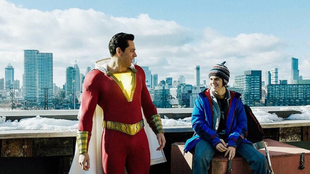 Cuplikan film Shazam! [DC]