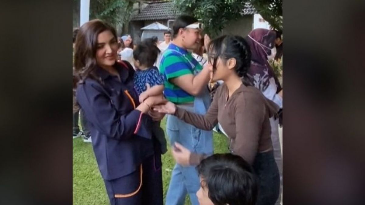 Kepergok Kacangin Fuji, Foto Terbaru Ashanty Dibanjiri Hujatan Netizen [TikTok/@ashantyhermansyah]