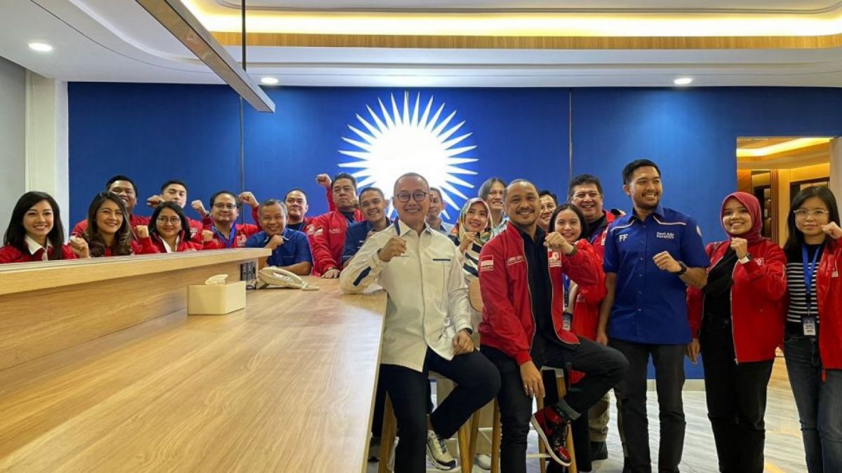 Pengurus DPP Partai Solidaritas Indonesia (PSI) melakukan silaturami dengan pengurus DPP Partai Amanat Nasional (PAN) di kantor DPP PAN, Warung Buncit, Jakarta Selatan, Kamis (13/10/2022) kemarin. [dok. PSI]