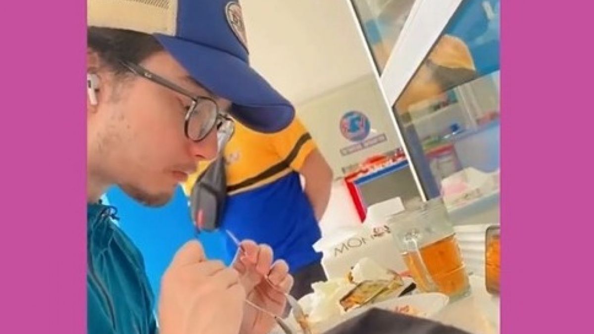 Seseorang rekam Bryan Domani sedang makan di warteg [Instagram/intipseleb]