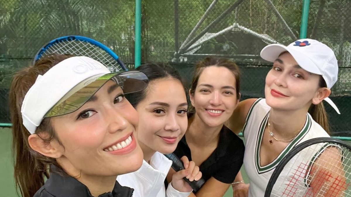 Ayu Dewi, Nagita Slavina, Nia Ramadhani, dan Luna Maya [Instagram/@mrsayudewi]