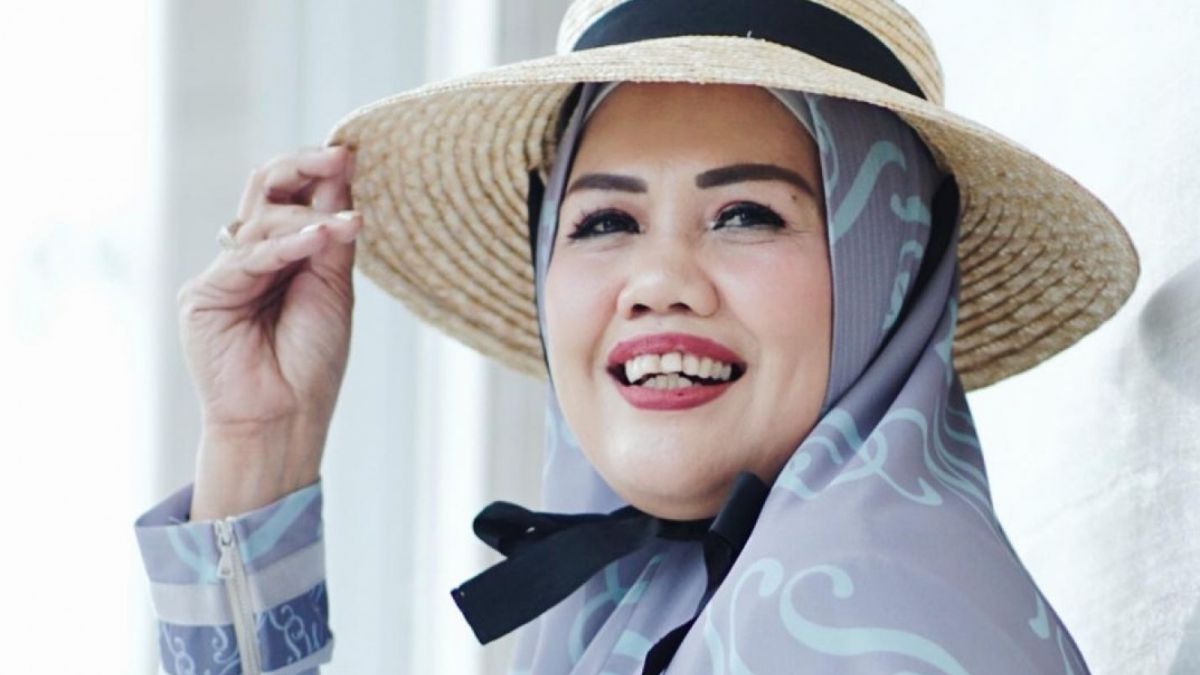 Elly Sugigi [Instagram/@ellysugigi_real_]