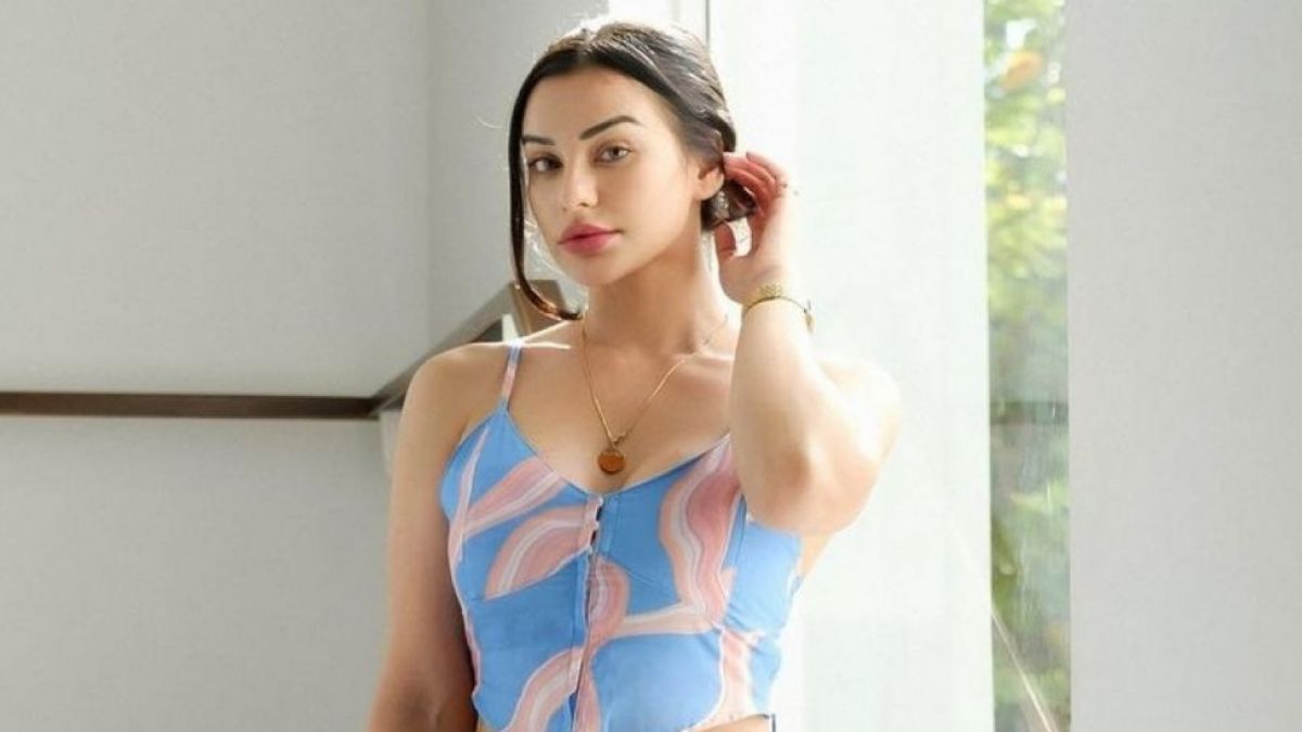 Nora Alexandra Sudah Lelah Pura-pura Kuat Dibohongi Jerinx: Lepaskan Saya Lah [Instagram/@ncdpapl]