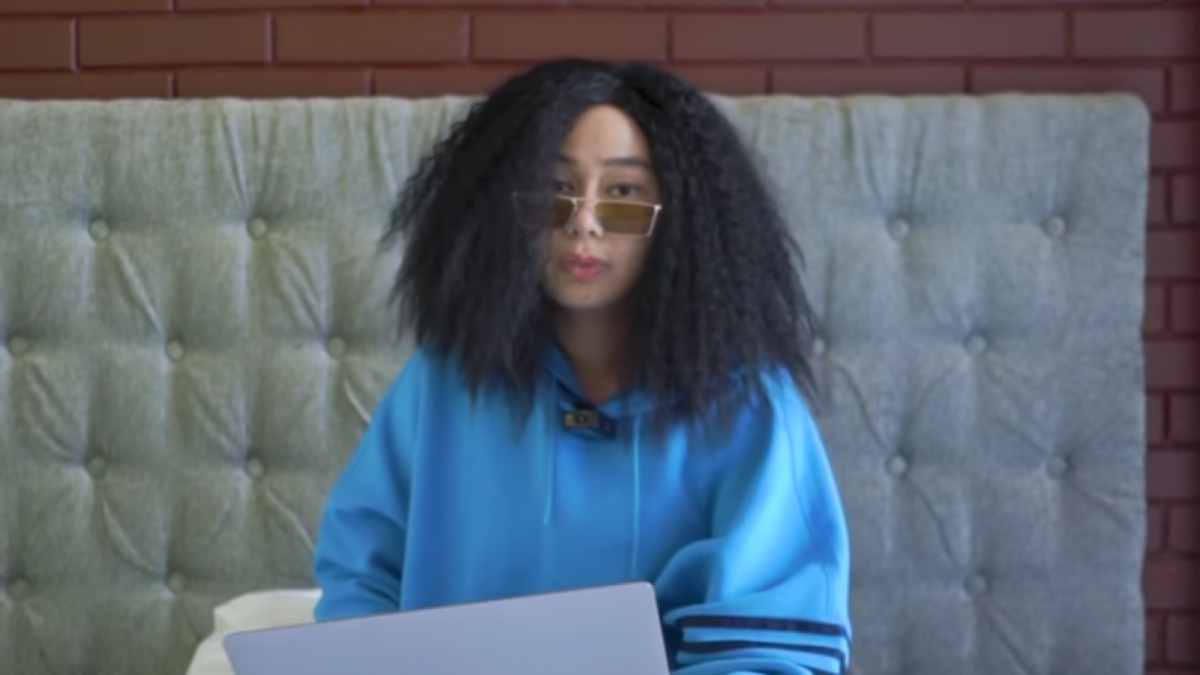 Denise Chariesta mengungkap dirinya sering check bersama RD di hotel [YouTube Denise Chariesta]