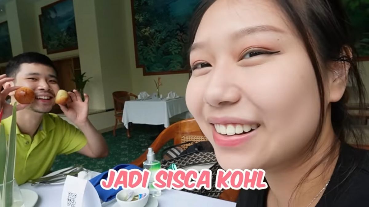 Kelucuan Jess No Limit saat cosplay jadi Sisca Kohl [YouTube/ Sisca Kohl]