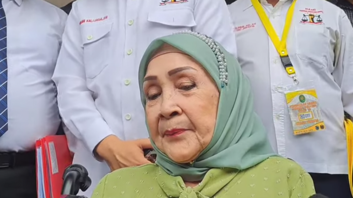 Ibunda Ferry Irawan, Hariati [YouTube Was Was]