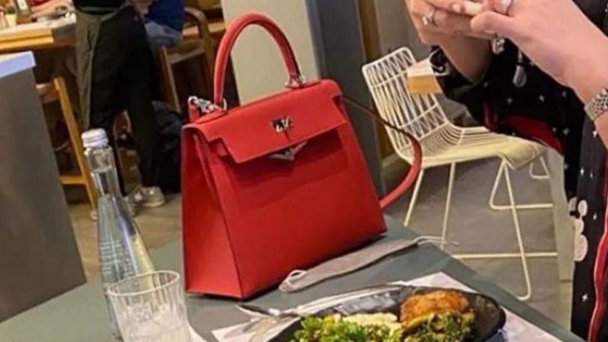 Tas merek Hermes diduga milik Ibunda Mario [Instagram @azazeldiablos]