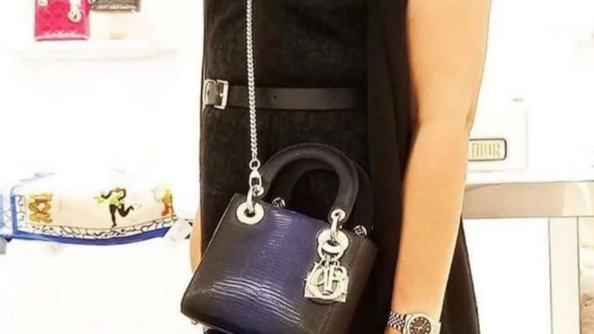 Tas merek Dior diduga milik Ibunda Mario [Instagram @azazeldiablos]