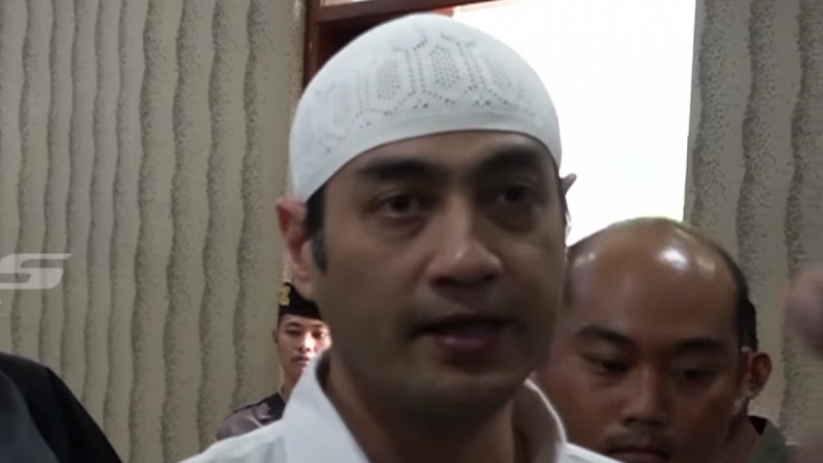 Jalani Sidang Perdana, Ferry Irawan Tegaskan Dirinya Bukan Pelaku KDRT [YouTube Intens Investigasi]