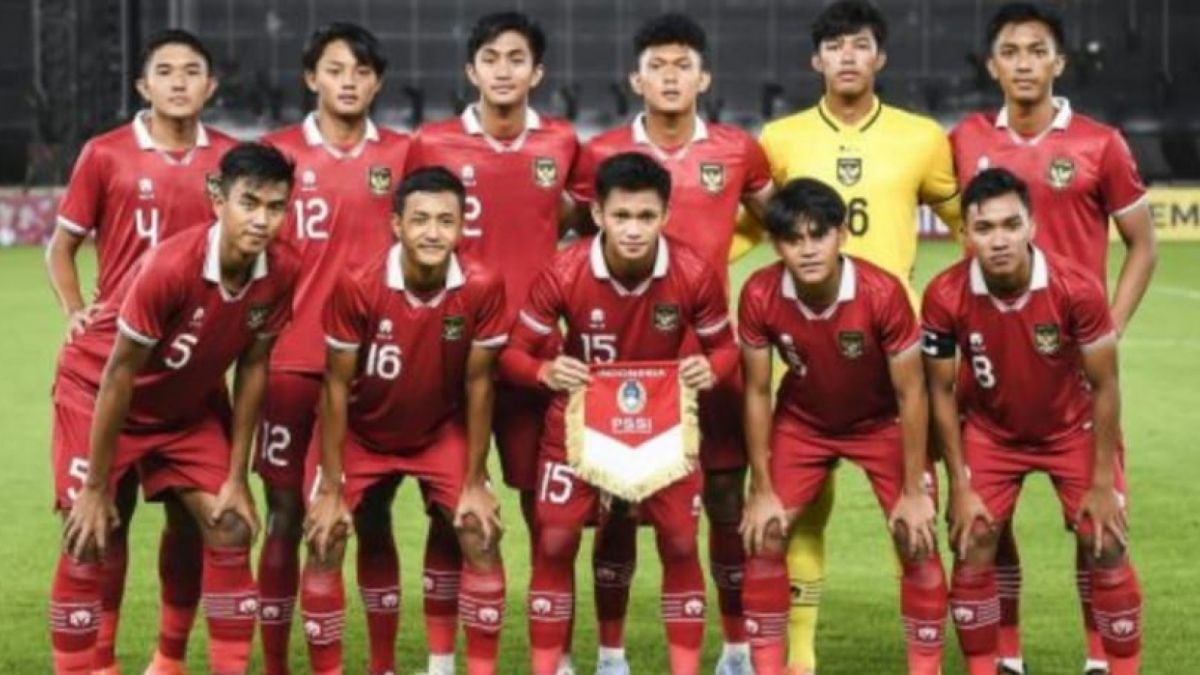 Pesepak bola Timnas Indonesia U-20 [ANTARA FOTO/M Risyal Hidayat]