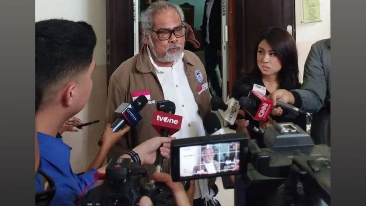 Arist Merdeka Sirait saat ditemui oleh wartwan di PN Jakarta Selatan [Instagram/@komnasanak]