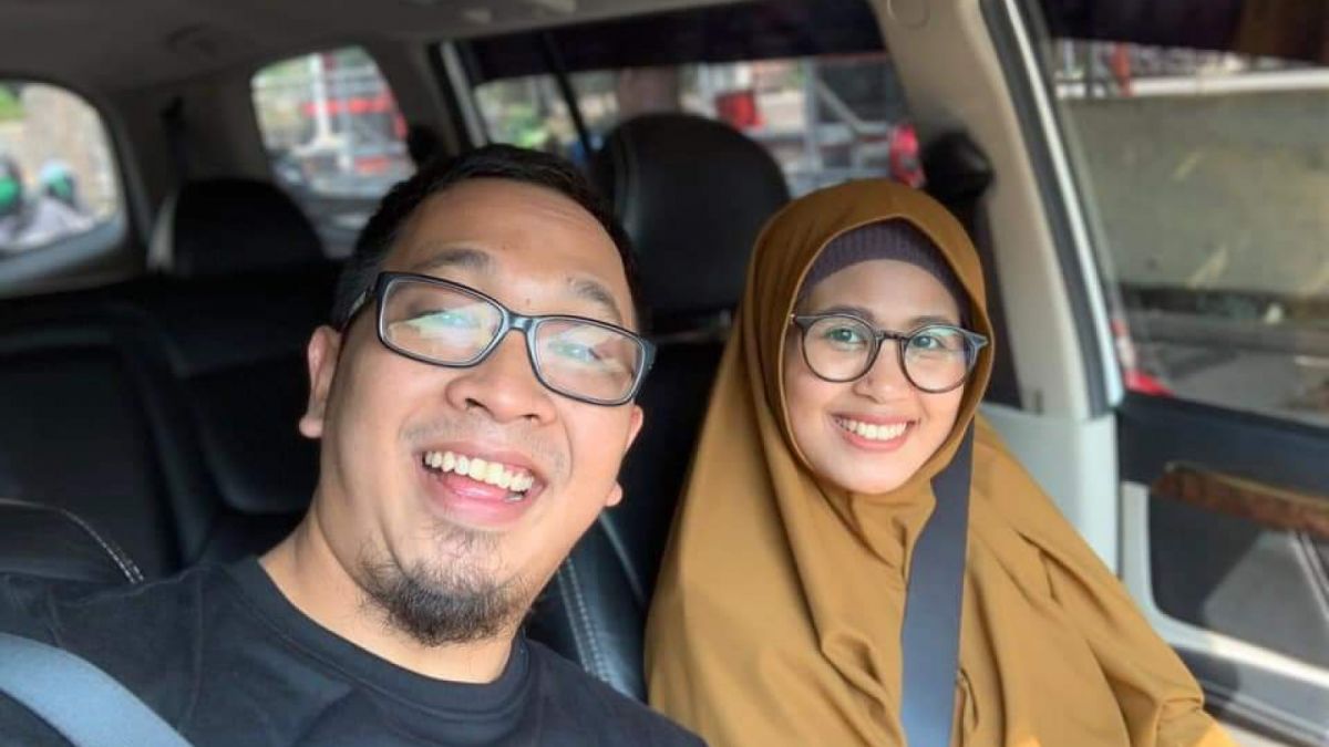 Dewa Eka Prayoga rdan Wiwin Supiyah [Facebook Wiwin Supiyah]