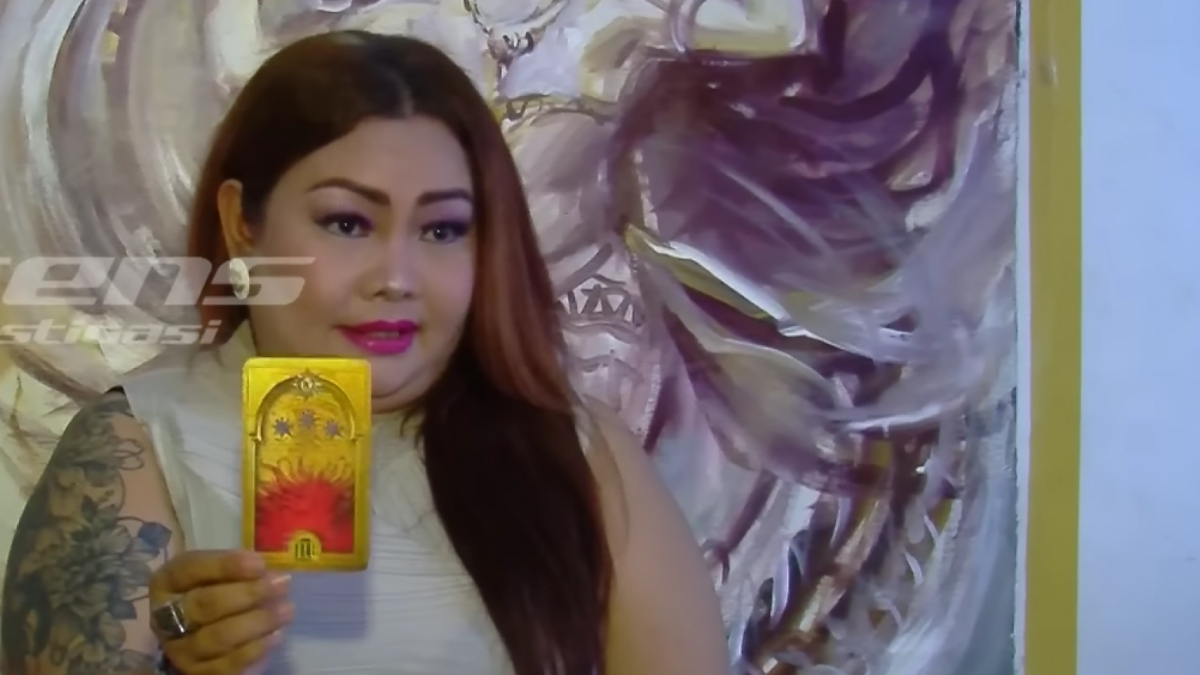 Ahli tarot, Madam Tiara [Youtube Intens Investigasi]