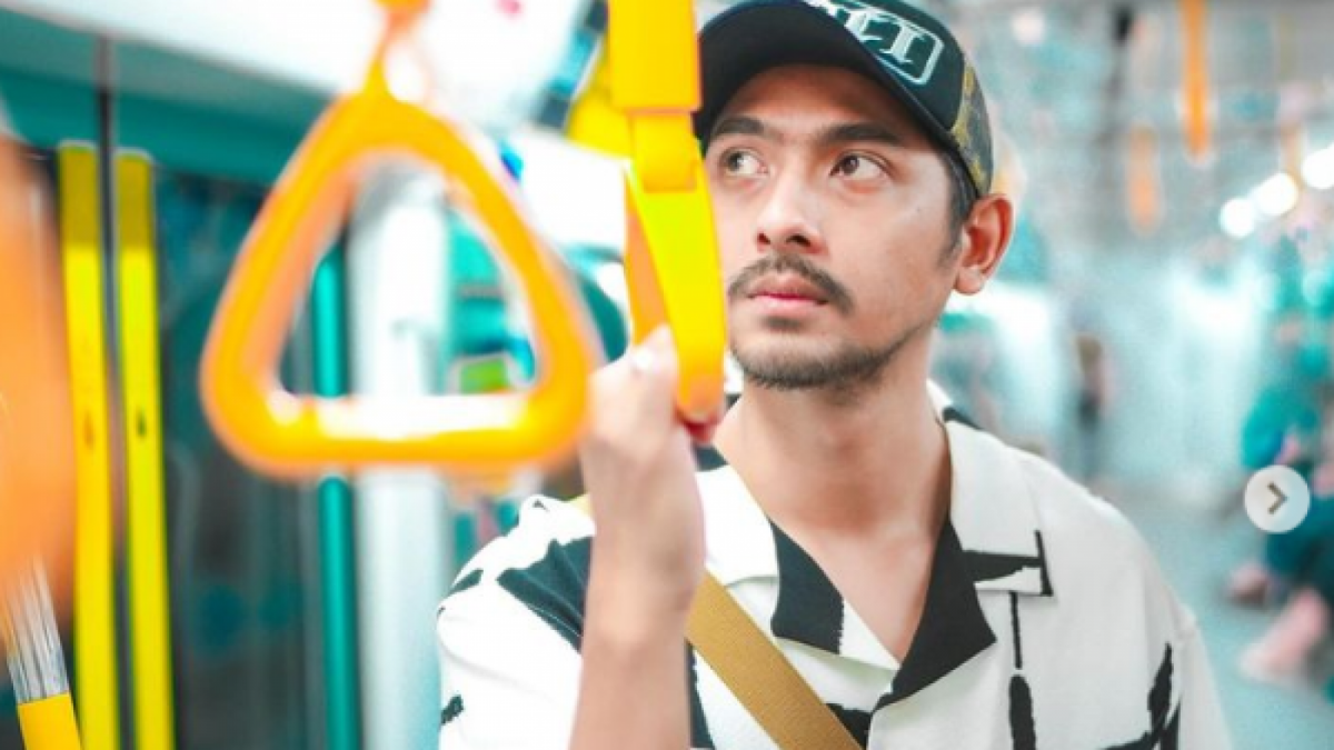 Arya Saloka [Instagram @arya.saloka]