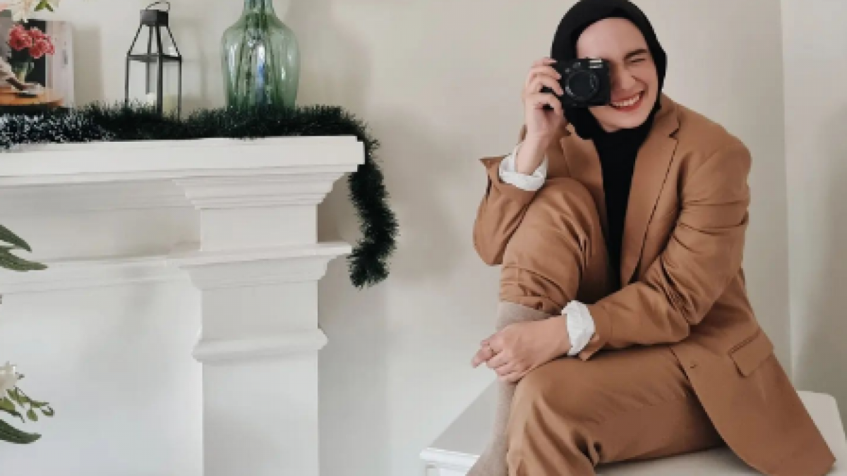 Memutuskan memakai hijab