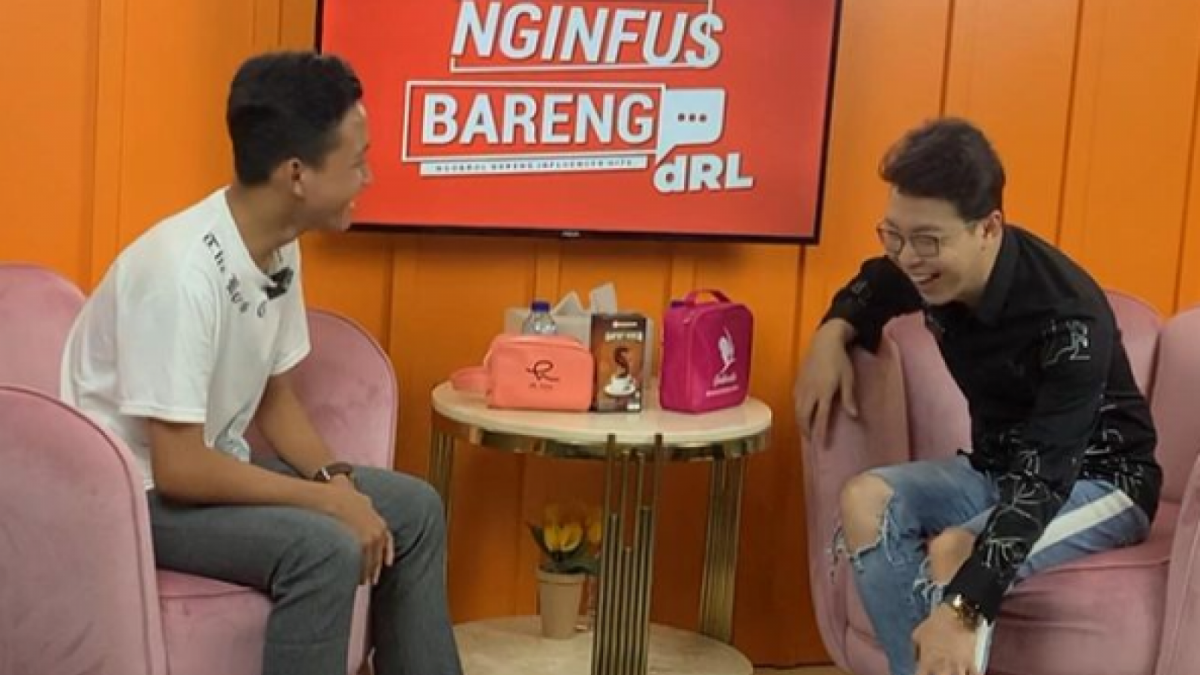 Farel Aditya dan dr Richard Lee saat berbincang dalam podcast [Instagram @farel_aditya18]