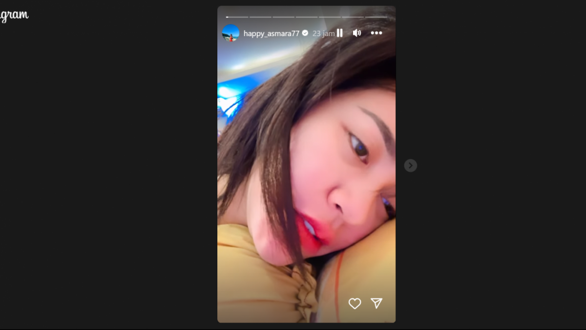 Tangkap layar Instagram Happy Asmara saat sakit dan meminta rekomendasi obat dari fans
