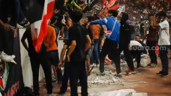 Pagar Pembatas JIS Jebol Saat Peresmian, Anies: Semangat dan Kerinduan The Jakmania Tak Terbendung Lagi