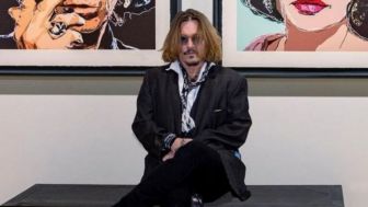 Butuh Pekerjaan, Johnny Depp Muncul di Panggung MTV VMA 2022