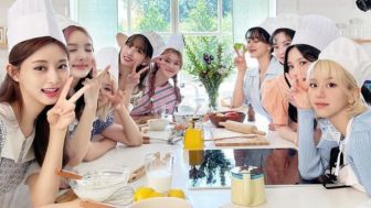 Album Terbaru TWICE BETWEEN 1&2 Habiskan 6 Minggu di Chart Album Terpopuler di Amerika