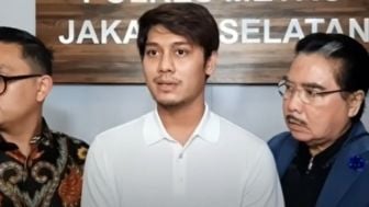 Ketika Wawancara dengan Tim Media, Hotma Sitompul Sindir Kelakuan Pengacara Lain yang Suka Begini