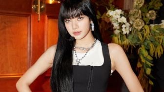 Daebak! Lisa BLACKPINK Artis K-Pop Tercepat Raih 1 Miliar Streaming Spotify