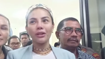 Nikita Mirzani Kesal Dito Mahendra Mangkir Lagi di Persidangan: Jangan Pengecut!