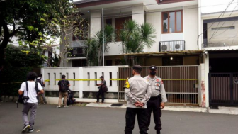 Rak Emas Berisi Miras Ditemukan di Rumah Ferdy Sambo saat Hakim Datang Bersama Jaksa
