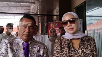 Ferry Irawan Ngotot Tak KDRT Venna Melinda, Hotman Paris Beri Tanggapan Menohok