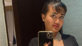 Lina Mukherjee Ngamuk Dikritik setelah Makan Babi, Malah Singgung Ustaz yang Poligami
