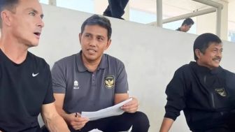 Didampingi Dennis Wise Saat Seleksi Pemain Timnas U-17, Netizen Minta Bima Sakti Nurut: Trauma Dibantai