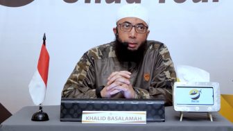 Jadi Syarat Mutlak Amal Diterima, Ustadz Khalid Basalamah: Allah Tidak akan Pernah Menerima