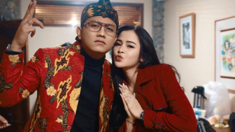 Bella Bonita Ditanya Deddy Corbuzier Setelah Punya Anak, Denny Caknan Langsung Nyeletuk: Urus Sendiri Biar Gak Ikut Konser