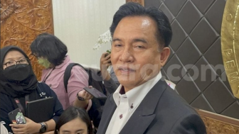 Yusril Minta Gibran Berjiwa Besar Tak Ngotot Maju Cawapres Karena Alasan Ini