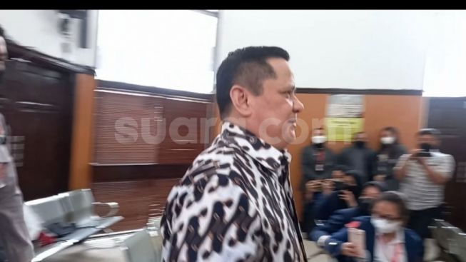 Dituntut 1 Tahun Penjara, Ini Pengakuan Irjen Napoleon Bonaparte Soal Aksinya Lumuri Wajah M Kece dengan Kotoran Manusia