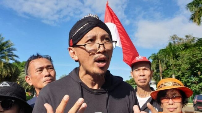 Datanya Dibocorkan Bjorka, Abu Janda Ngamuk