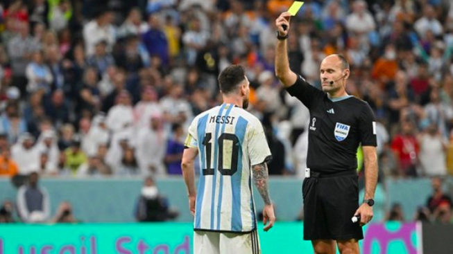 Argentina Dihujani Kartu Kuning, Messi Kecam Wasit Sampai Bawa-bawa FIFA