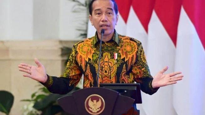 Bikin Lega, Jokowi Akhirnya Bicara Soal Subsidi Mobil Listrik Baru Rp80 Juta