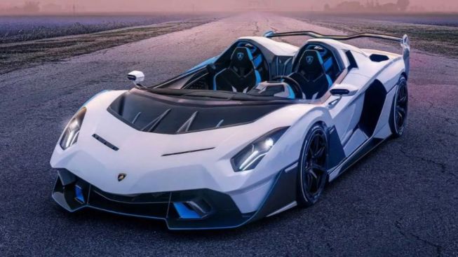 Demi Mendapatkan Lamborghini, Seorang Pria Rela Menyendiri di Sebuah Gunung