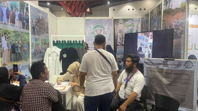 Bikers Sunnah Indonesia Buat Pengobatan dan Bekam Gratis di Muslim LifeFair JIExpo, Antusiasmenya Sangat Tinggi